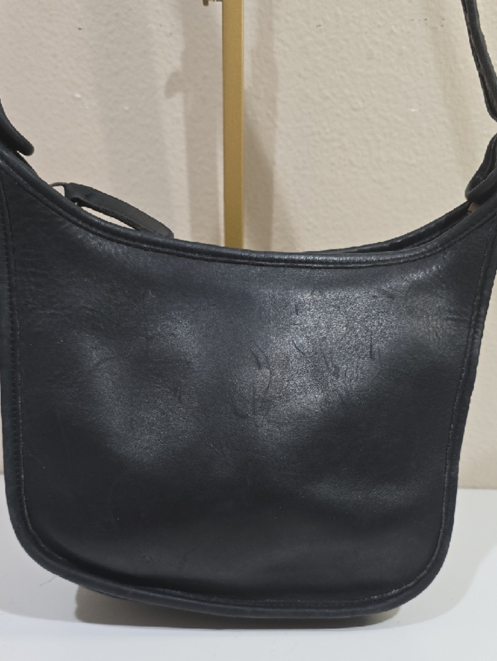 Vintage Coach Black Leather Hobo🌹 Crossbody with Gold-Tone Hardware - Picture 3 of 15